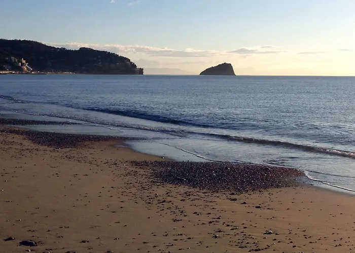 Mediterranee Ξενοδοχείο Spotorno